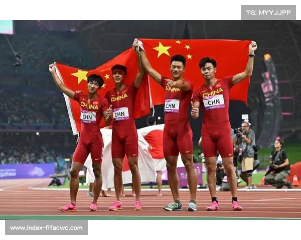 中国男子4×400米接力首次突破3分02秒大关创历史新篇